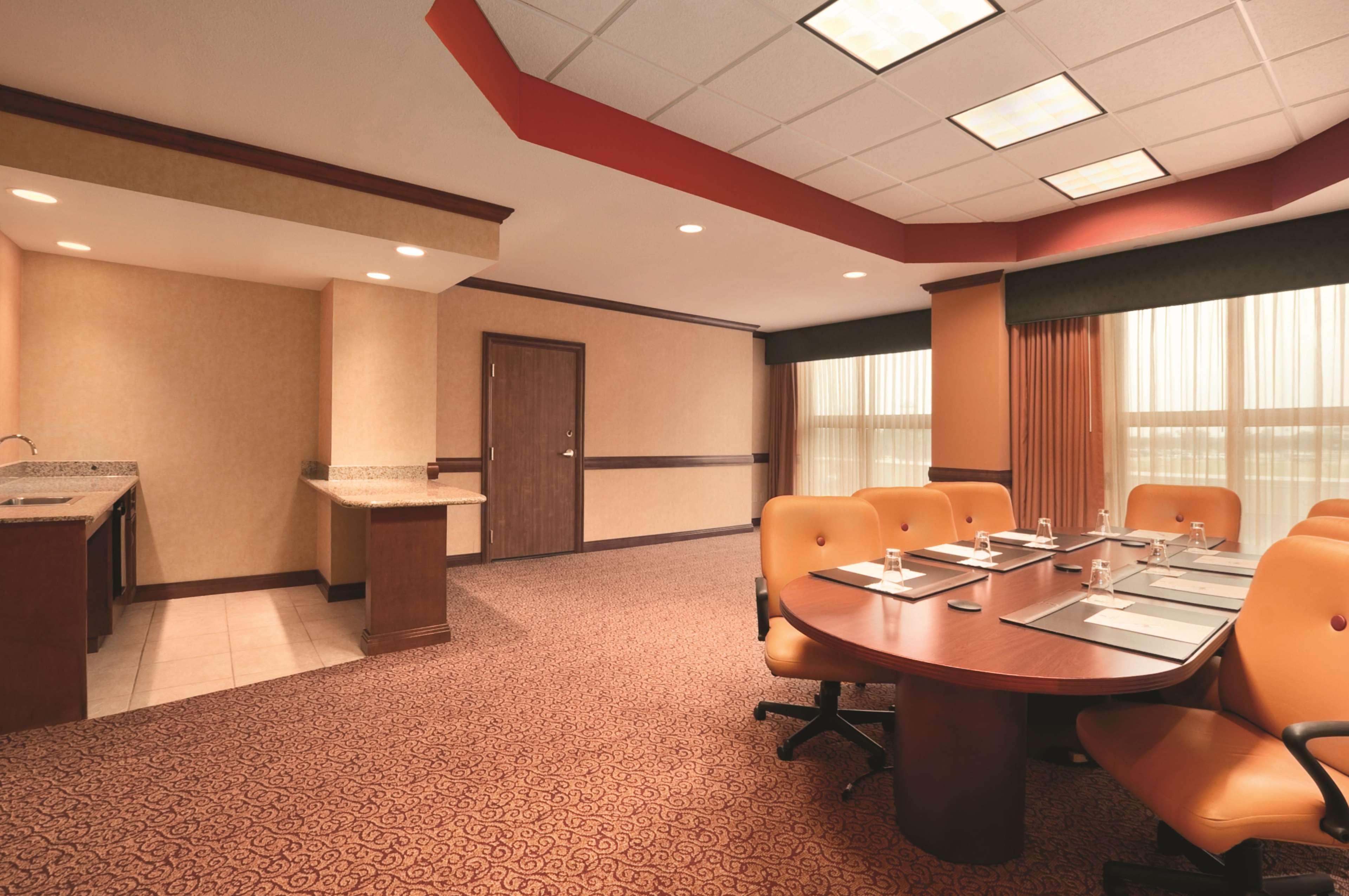 Embassy Suites By Hilton Dallas Frisco Hotel & Convention Center Extérieur photo