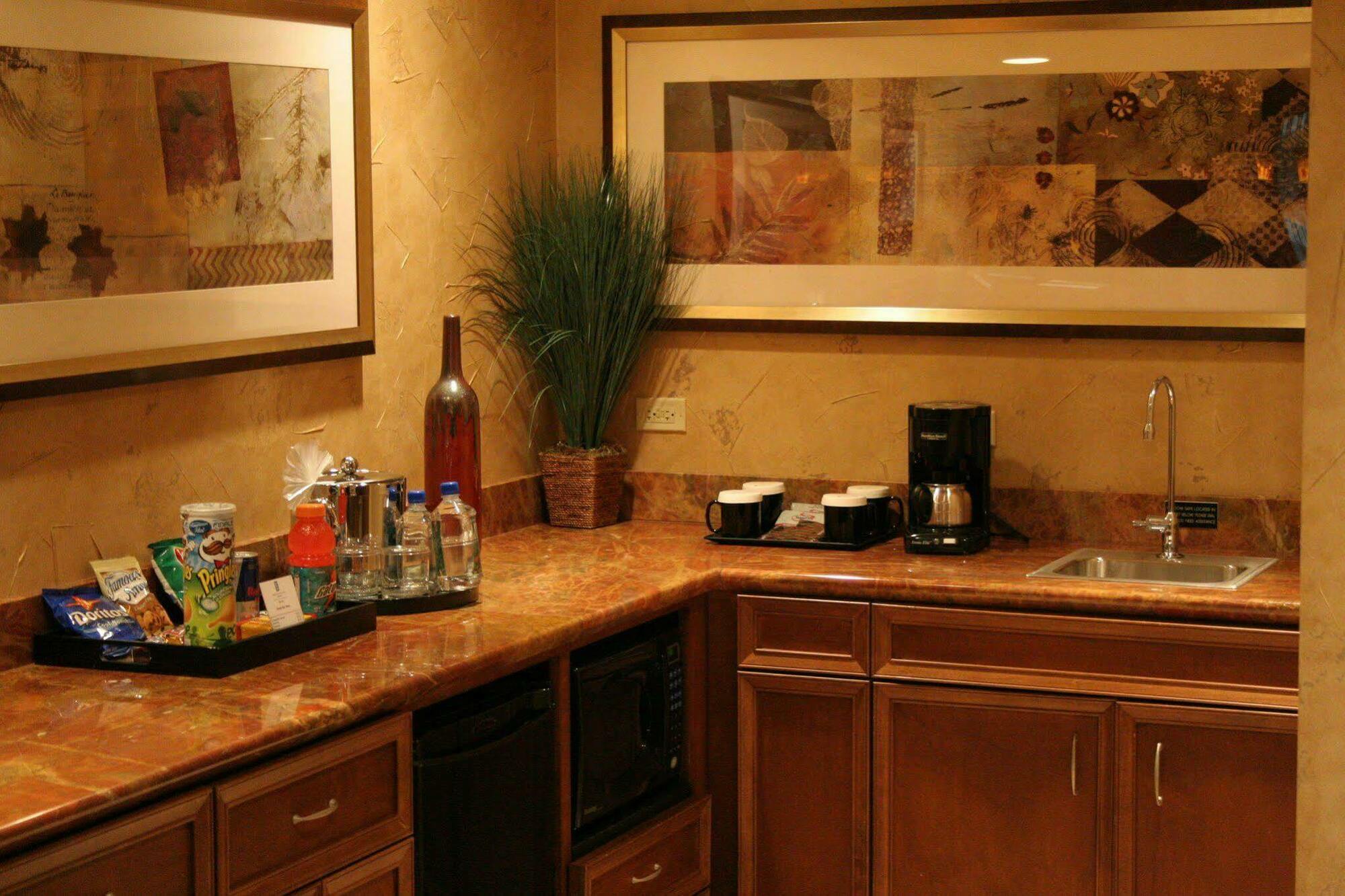 Embassy Suites By Hilton Dallas Frisco Hotel & Convention Center Restaurant photo